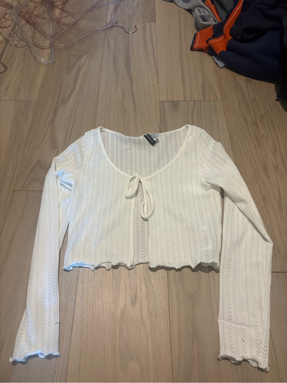H&M Divided Tie-Front Pointelle Knit Crop Cardigan in White.
